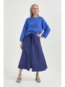 Josephine & Co Spódnica "Jada" w kolorze granatowym rozmiar: 42. Niebieskie spódnice Josephine & Co, bez wzorów, z lyocellu, midi. Za 230,99 zł.