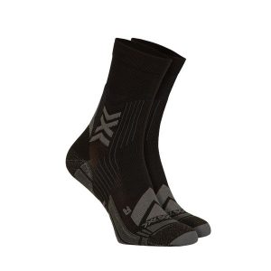 Skarpety X-Socks Hike Expert Silver Crew Black. Czarne skarpetki X-Socks, bez wzorów. Za 189,99 zł.