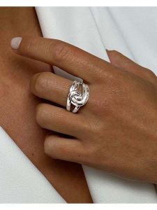 Les Favorites Srebrny pierścionek rozmiar: 56. Szare pierścionki Les Favorites, srebrne. Za 223,99 zł.