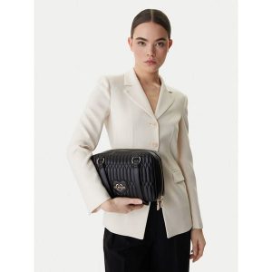 Torebka LOVE MOSCHINO. Czarne torebki klasyczne LOVE MOSCHINO, bez wzorów, bez dodatków. Za 673,99 zł.