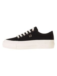 S.Oliver Sneakersy w kolorze czarnym rozmiar: 40. Czarne trampki s.Oliver, bez wzorów, bez zapięcia. Za 105,38 zł.