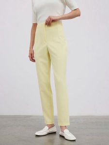 BGN Spodnie w kolorze żółtym rozmiar: 36. Żółte spodnie z wysokim stanem BGN, bez wzorów, z materiału, z podwyższonym stanem. Za 84,21 zł.