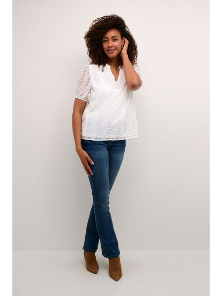 Kaffe Bluzka w kolorze białym rozmiar: 38. Białe bluzki Kaffe, bez wzorów, z koronki, bez kołnierzyka, bez ramiączek. Za 70,08 zł.