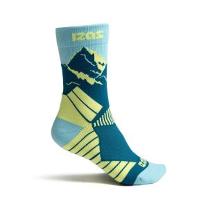 Termiczne skarpety górskie CLAY do połowy łydki, grube i wygodne (1 para). Niebieskie skarpetki Izas, bez wzorów, z nylonu. Za 126,04 zł.