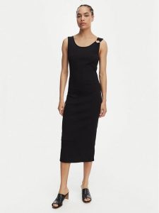 Liu Jo Beachwear Sukienka codzienna VA6129 J4822 Czarny Regular Fit. Czarne kombinezony Liu Jo Beachwear, na co dzień, xs, bez wzorów, z bawełny, bez kołnierzyka, bez ramiączek, proste. Za 389,99 zł.