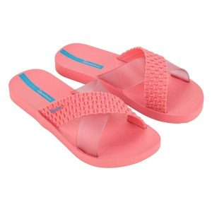 Klapki damskie Ipanema Sense Slide. Niebieskie klapki Ipanema, bez wzorów, bez obcasa. Za 69,99 zł.