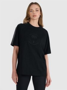 4F T-shirt oversize z nadrukiem damski - czarny XXL. Czarne t-shirty 4f, xl, bez wzorów, z bawełny, bez kołnierzyka, bez ramiączek. W wyprzedaży za 49,99 zł.