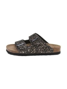 BABUNKERS Family Klapki w kolorze czarnym rozmiar: 36. Czarne klapki BABUNKERS Family, bez wzorów, z otwartym noskiem, bez obcasa. Za 130,99 zł.