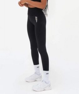 Legginsy modelujące Seamless Super Strong - Czarny. Czarne legginsy JOY STUDIO, bez wzorów, z materiału, z podwyższonym stanem, długie. Za 213,00 zł.
