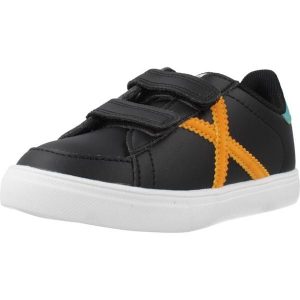 Buty MUNICH MINI RETE 36 Czarny. Czarne buty trekkingowe munich, z syntetyku, bez zapięcia. Za 270,04 zł.