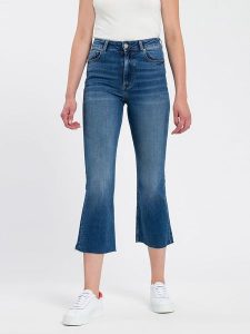 Cross Jeans Dżinsy - Flare fit - w kolorze niebieskim rozmiar: W31. Niebieskie jeansy Cross Jeans, z aplikacjami, z jeansu, z podwyższonym stanem. Za 96,60 zł.