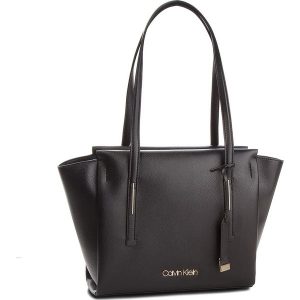 Torebka CALVIN KLEIN - Frame Med Shopper K60K604596 001. Shopper bag marki Calvin Klein. W wyprzedaży za 439,00 zł.