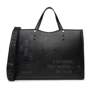 Torebka G-Star Raw. Czarne torebki klasyczne G-Star Raw, bez wzorów, bez dodatków. Za 299,99 zł.