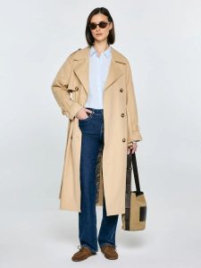 Trencz damski dwurzędowy z paskiem beżowy Retinsa 801. Brązowe płaszcze Big Star, l, bez wzorów, z bawełny, bez kaptura. Za 399,99 zł.