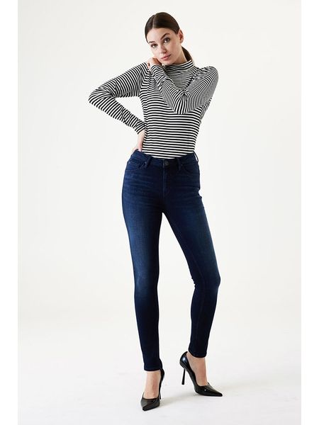Garcia Dżinsy - Skinny fit - w kolorze granatowym rozmiar: W28. Niebieskie jeansy Garcia, z aplikacjami. Za 213,45 zł.