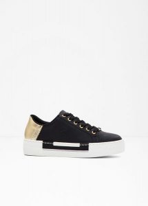 Sneakersy Rieker na podeszwie platformie. Czarne buty sportowe bonprix, bez wzorów, bez zapięcia. Za 249,99 zł.