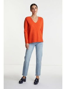 Rich & Royal Sweter w kolorze pomarańczowym rozmiar: S. Pomarańczowe swetry oversize Rich & Royal, s, bez wzorów, bez ramiączek. Za 136,13 zł.