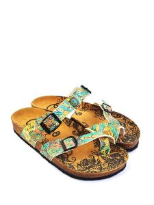 Calceo Japonki w kolorze turkusowym ze wzorem rozmiar: 36. Niebieskie klapki Calceo, bez wzorów, z materiału, z otwartym noskiem, bez obcasa. Za 165,99 zł.