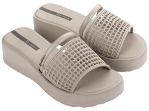 Klapki damskie japonki Ipanema Essence. Szare klapki Ipanema, bez wzorów, z gumy, bez obcasa. Za 179,00 zł.