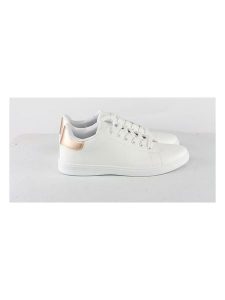 C'M Sneakersy w kolorze złoto-białym rozmiar: 36. Białe trampki C'M, bez wzorów, z materiału, bez zapięcia. Za 86,99 zł.