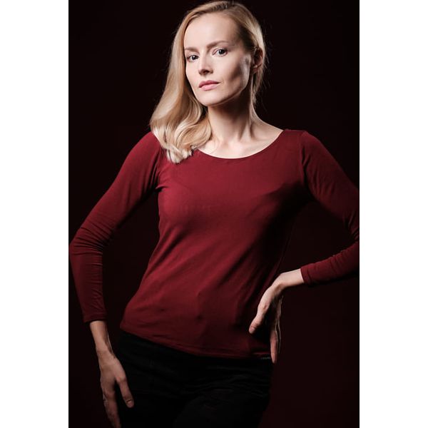 Bluzka Bardzo Bordo. Czerwone bluzki Hultaj Polski, l, bez wzorów, z dzianiny, bez kołnierzyka, bez ramiączek. Za 159,00 zł.