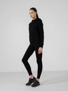 4F Legginsy dzianinowe damskie - czarne XS. Czarne legginsy 4f, bez wzorów, z dzianiny. W wyprzedaży za 79,99 zł.