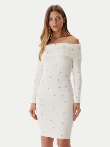 Guess Sukienka dzianinowa W5BK64 Z2YJ2 Écru Slim Fit. Kombinezony Guess, s, z aplikacjami, z dzianiny, bez kołnierzyka, bez ramiączek. Za 439,99 zł.