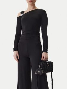 Guess Torebka J6RZ00 WK610 Czarny. Czarne torebki klasyczne Guess, z aplikacjami, z materiału, bez dodatków. Za 359,99 zł.