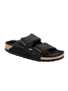 Birkenstock Skórzane klapki "Arizona" w kolorze czarnym rozmiar: 45. Czarne klapki Birkenstock, bez wzorów, ze skóry, z otwartym noskiem, bez obcasa. Za 339,99 zł.