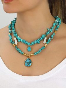 L'Atelier de Gaia Pozłacany naszyjnik z elementami ozdobnymi - dł. 40 cm rozmiar: onesize. Białe naszyjniki L'Atelier de Gaia, z perłą, pozłacane. Za 113,99 zł.