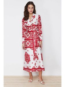 Trendyol Sukienka w kolorze czerwono-białym rozmiar: 38. Białe sukienki Trendyol, bez wzorów, z tkaniny, retro, bez kołnierzyka, bez ramiączek, maxi. Za 123,53 zł.