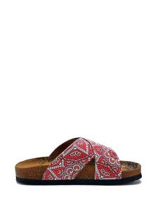 Calceo Klapki w kolorze czerwonym ze wzorem rozmiar: 38. Czerwone klapki Calceo, bez wzorów, z materiału, z otwartym noskiem, bez obcasa. Za 150,95 zł.