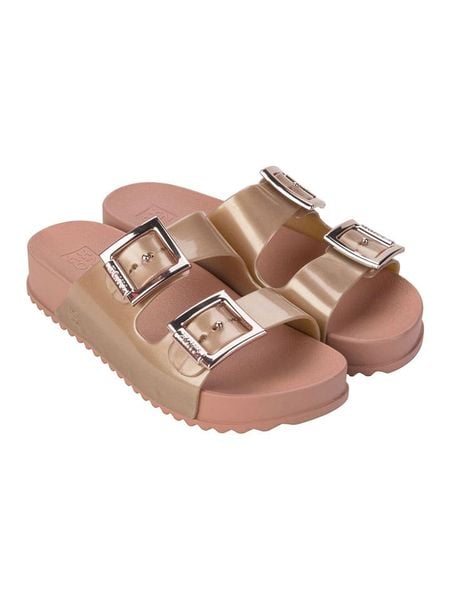 Zaxy Klapki "Partner III" w kolorze złotym rozmiar: 40. Żółte klapki Zaxy, bez wzorów, z otwartym noskiem, bez obcasa. Za 104,64 zł.