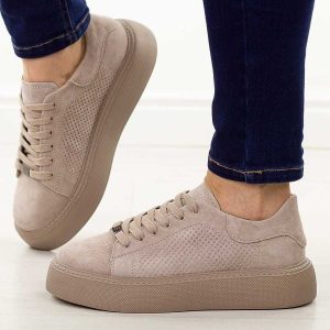 Taupe skórzane półbuty damskie Filippo Dp7502/26. Brązowe półbuty Filippo, na jesień, bez wzorów, z jeansu, bez obcasa, na platformie, bez zapięcia. Za 249,00 zł.