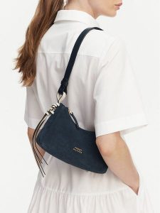 Tommy Hilfiger Torebka Th Statement Mini Should Bag Sue AW0AW18823 Granatowy. Niebieskie torebki klasyczne TOMMY HILFIGER, bez wzorów, ze skóry, bez dodatków. Za 608,99 zł.