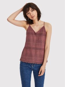 Vero Moda Top Honey 10190150 Bordowy Regular Fit. Czerwone topy Vero Moda, l, bez wzorów, z bawełny, bez kołnierzyka, bez ramiączek. Za 139,99 zł.