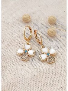 Atelier MIU Pozłacane kolczyki-kreole z cyrkoniami rozmiar: onesize. Białe kolczyki Atelier MIU, z cyrkonią, pozłacane. Za 43,99 zł.