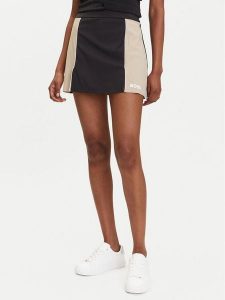 BOSS Spódnico-szorty Ecourta 50545823 Czarny Regular Fit. Czarne spódnice Boss, m, bez wzorów, z syntetyku, mini. Za 389,99 zł.