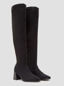 Belucci Kozaki w kolorze czarnym rozmiar: 40. Czarne kozaki Belucci, na zimę, bez wzorów, bez obcasa, bez zapięcia. Za 149,66 zł.