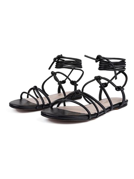 Loft37 Skórzane sandały "Rendezvous At Sunset" w kolorze czarnym rozmiar: 37. Czarne sandały Loft37, bez wzorów, z otwartym noskiem, bez obcasa, bez zapięcia. Za 191,88 zł.