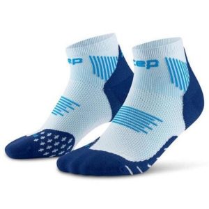 Damskie skarpety kompresyjne do biegania sportowe za kostkę Core Run CEP. Białe skarpetki CEP, bez wzorów, z elastanu. Za 79,00 zł.