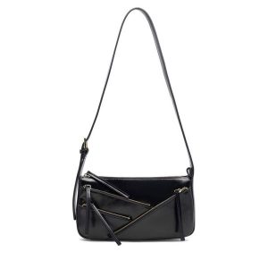 Torebka GINO ROSSI. Czarne listonoszki Gino Rossi, bez wzorów, bez dodatków. Za 229,99 zł.