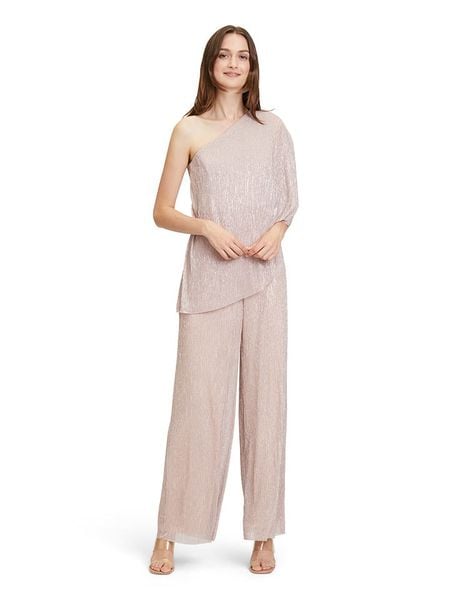 Vera Mont Kombinezon w kolorze jasnoróżowym rozmiar: 42. Różowe kombinezony Vera Mont, bez wzorów, bez kołnierzyka, bez ramiączek. Za 232,23 zł.