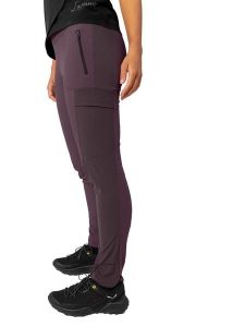 LaMunt Spodnie funkcyjne w kolorze fioletowym rozmiar: 44. Różowe spodnie sportowe LaMunt, bez wzorów, z materiału, outdoorowe. Za 347,99 zł.