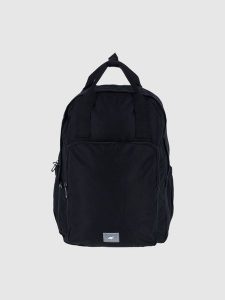 4F Plecak miejski (18 L) z kieszenią na laptop - czarny Uniwersalny. Czarne plecaki 4f. W wyprzedaży za 129,99 zł.