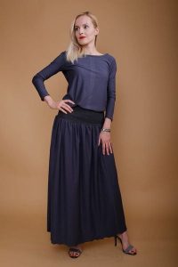 Sukienka Cicha Woda. Sukienki Hultaj Polski, na co dzień, l, bez wzorów, z bawełny, bez kołnierzyka, bez ramiączek, maxi, proste. Za 299,00 zł.