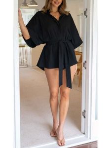 Milan Kiss Kombinezon w kolorze czarnym rozmiar: S. Czarne kombinezony Milan Kiss, s, bez wzorów, z tkaniny, bez kołnierzyka, bez ramiączek. Za 130,99 zł.