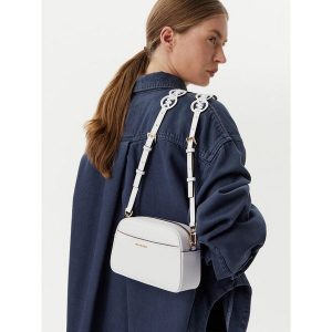Torebka MICHAEL Michael Kors. Białe listonoszki MICHAEL Michael Kors, bez wzorów, bez dodatków. Za 551,99 zł.