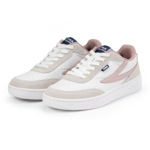 Buty damskie FILA Sevaro S. Białe buty sportowe Fila, bez wzorów, bez zapięcia. Za 249,99 zł.