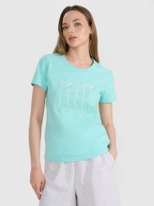 4F T-shirt regular z nadrukiem damski - turkusowy XS. Niebieskie t-shirty 4f, xs, bez wzorów, z bawełny, bez kołnierzyka, bez ramiączek. W wyprzedaży za 39,99 zł.